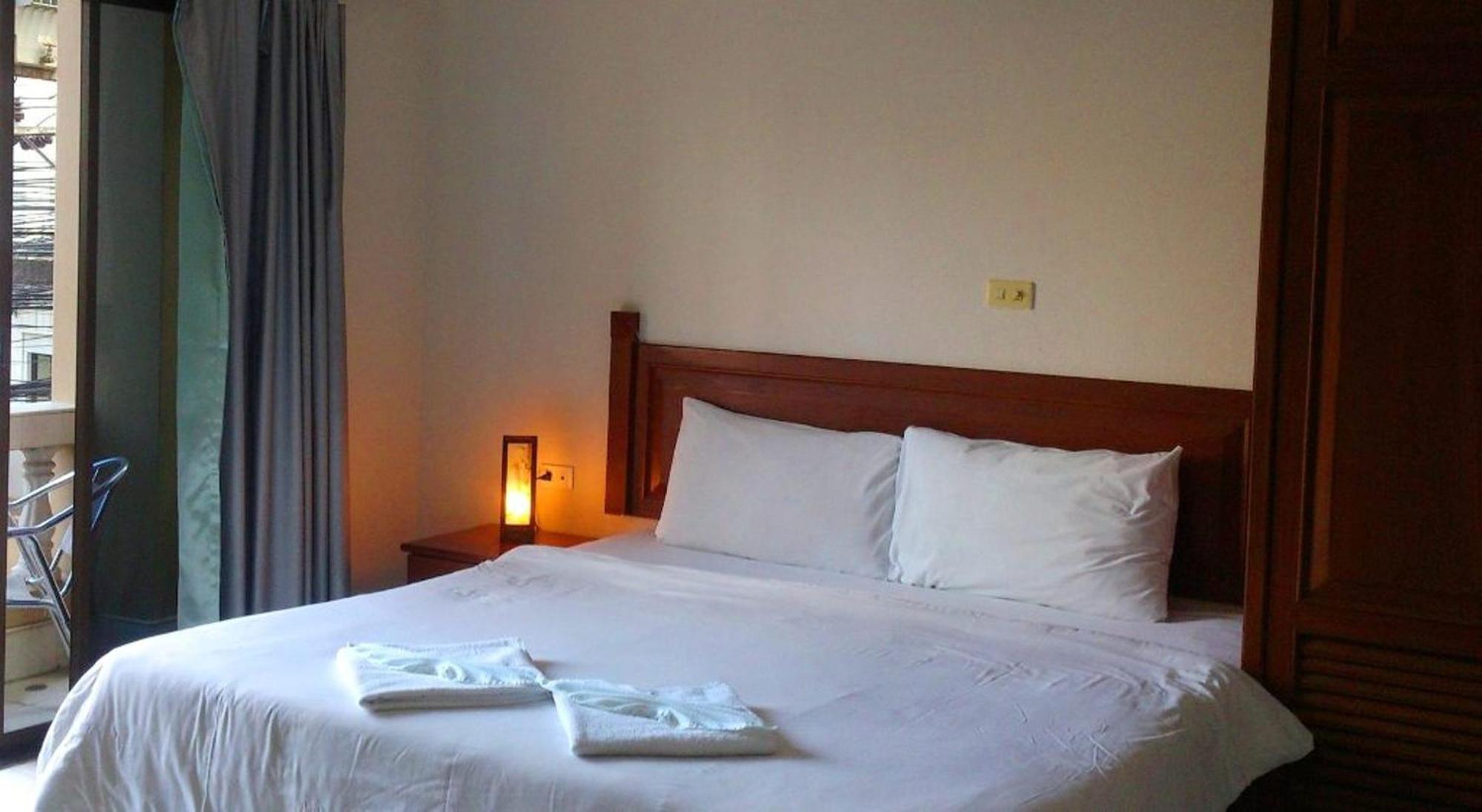 Sawasdee Mansion Hotel Patong Екстериор снимка