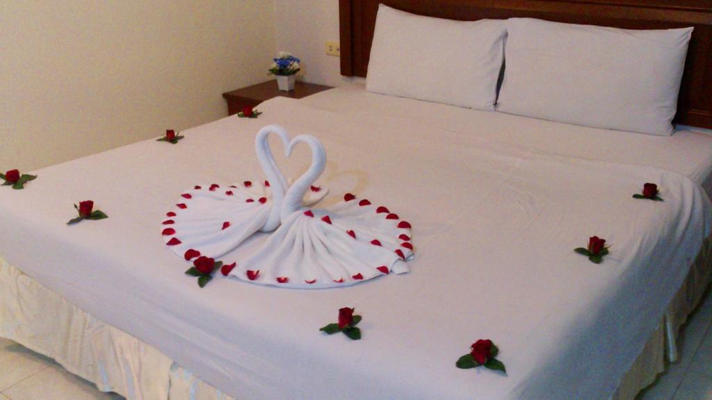Sawasdee Mansion Hotel Patong Екстериор снимка